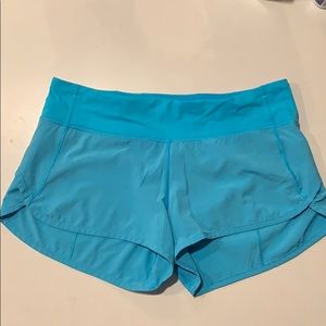 Lululemon speed up shorts 2.5 inch